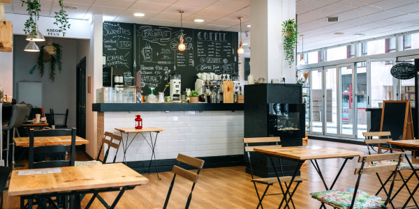 Tramitación de Licencias Apertura / Actividad y Permisos en Tarragona · Permisos de Apertura Bares / Cafeterías